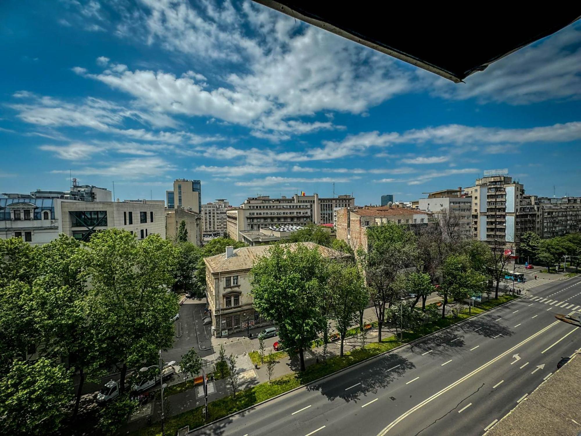 Sunrise Apartments City Center Boekarest Buitenkant foto