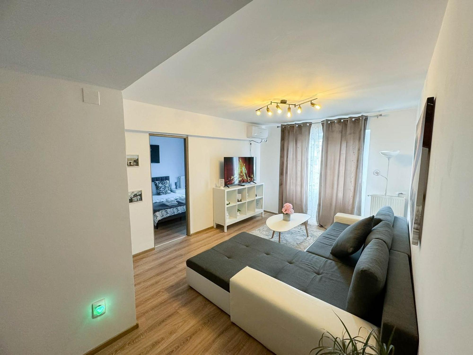 Sunrise Apartments City Center Boekarest Buitenkant foto